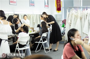 零基础学半永久纹绣要多少钱？我们来算算