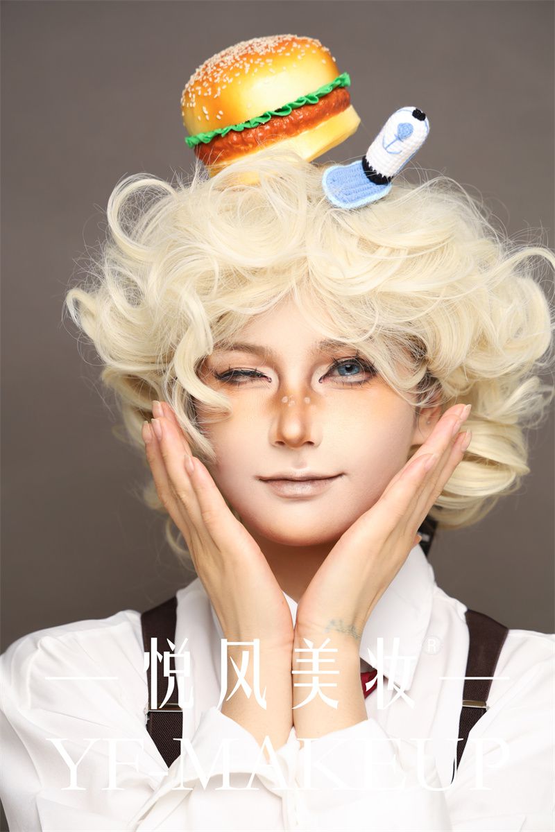 时尚彩妆