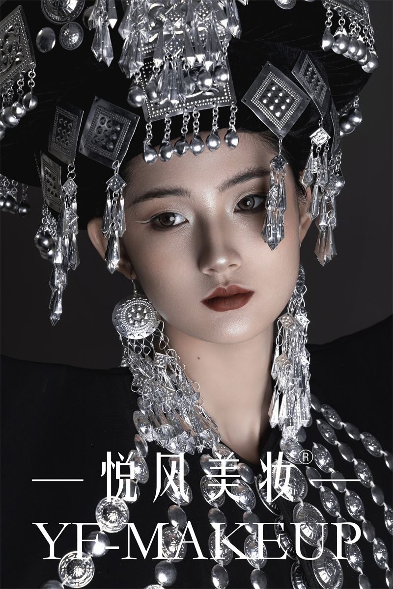 时尚彩妆