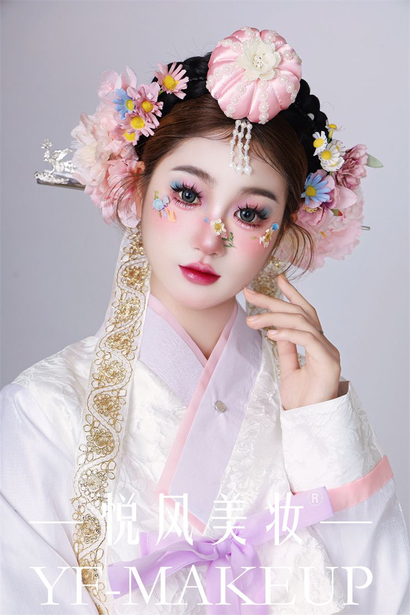 时尚彩妆