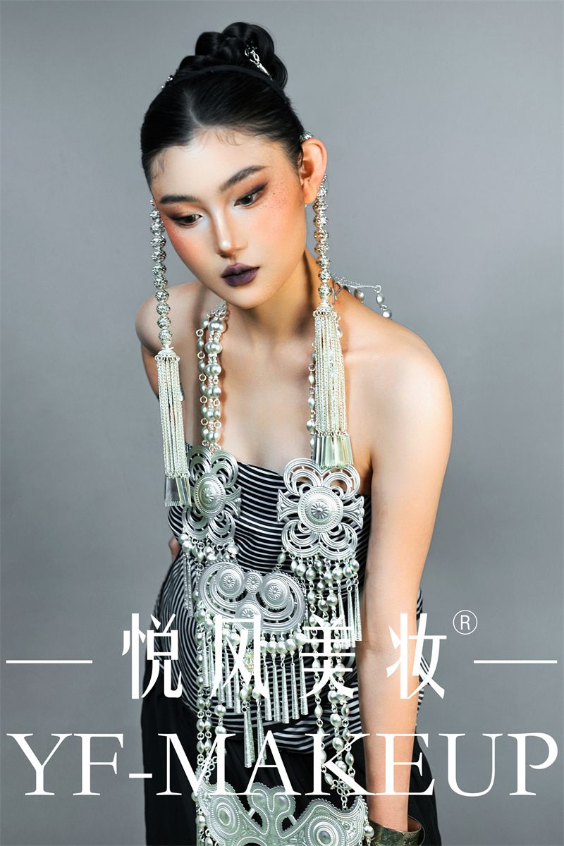 时尚彩妆