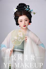 时尚彩妆