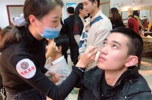 初学者学化妆怕走弯路？悦风美妆学院是新手的理想选择