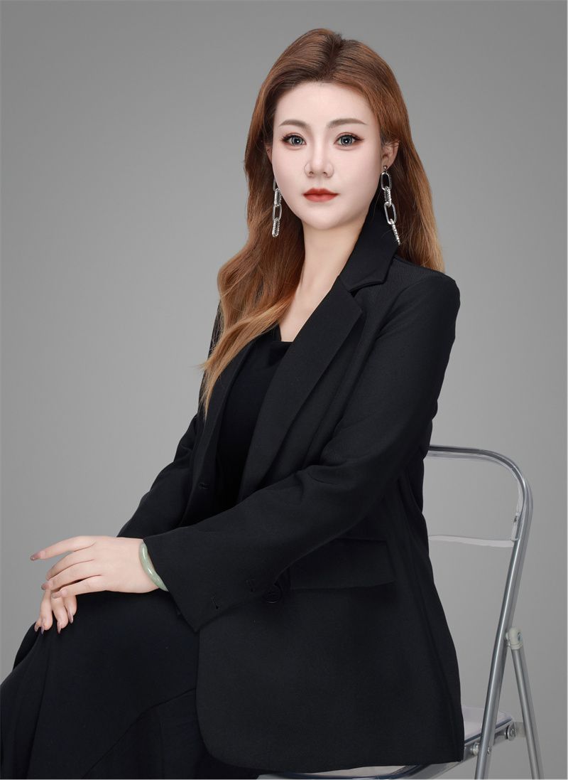 莉丽