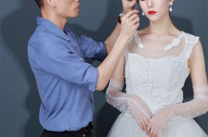 从手残党到专业化妆师，你的蜕变从这里开始