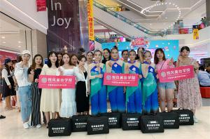 想学化妆，那个劝你