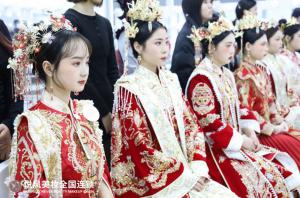 悦风美妆学院真诚服务5项优势